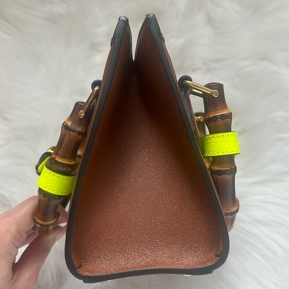 🆕💯% Auth GUCCI DIANA MINI TOTE BAG - Brown Leather 🍂 - Picture 6 of 14